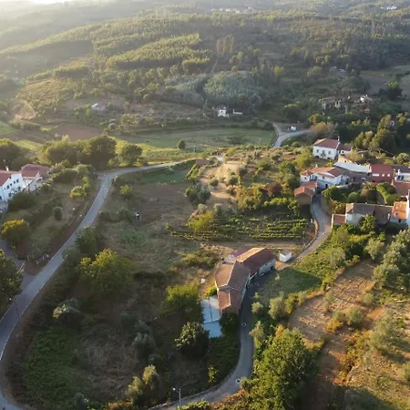 Penzion Yellow House - Casa Amarela *