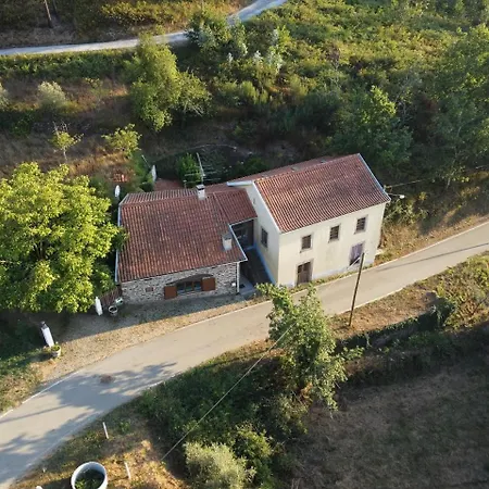 Yellow House - Casa Amarela *