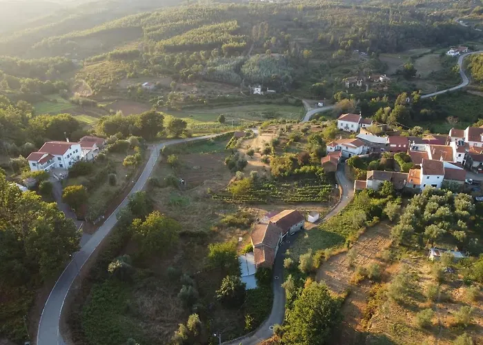 Penzion Yellow House - Casa Amarela *